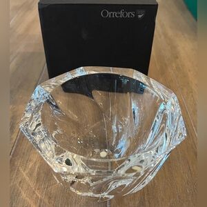Vintage Orrefors Olle Iberius Design Crystal Swirl Octagon Bowl Signed  NIB